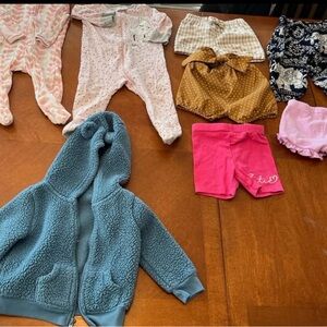 Baby Girl Clothing Bundle 6-9 Months (9 pieces)